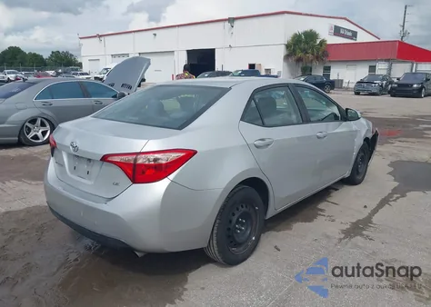 2019 Toyota Corolla Le z USA, uszkodzony, nr VIN 5YFBURHEXKP921202
